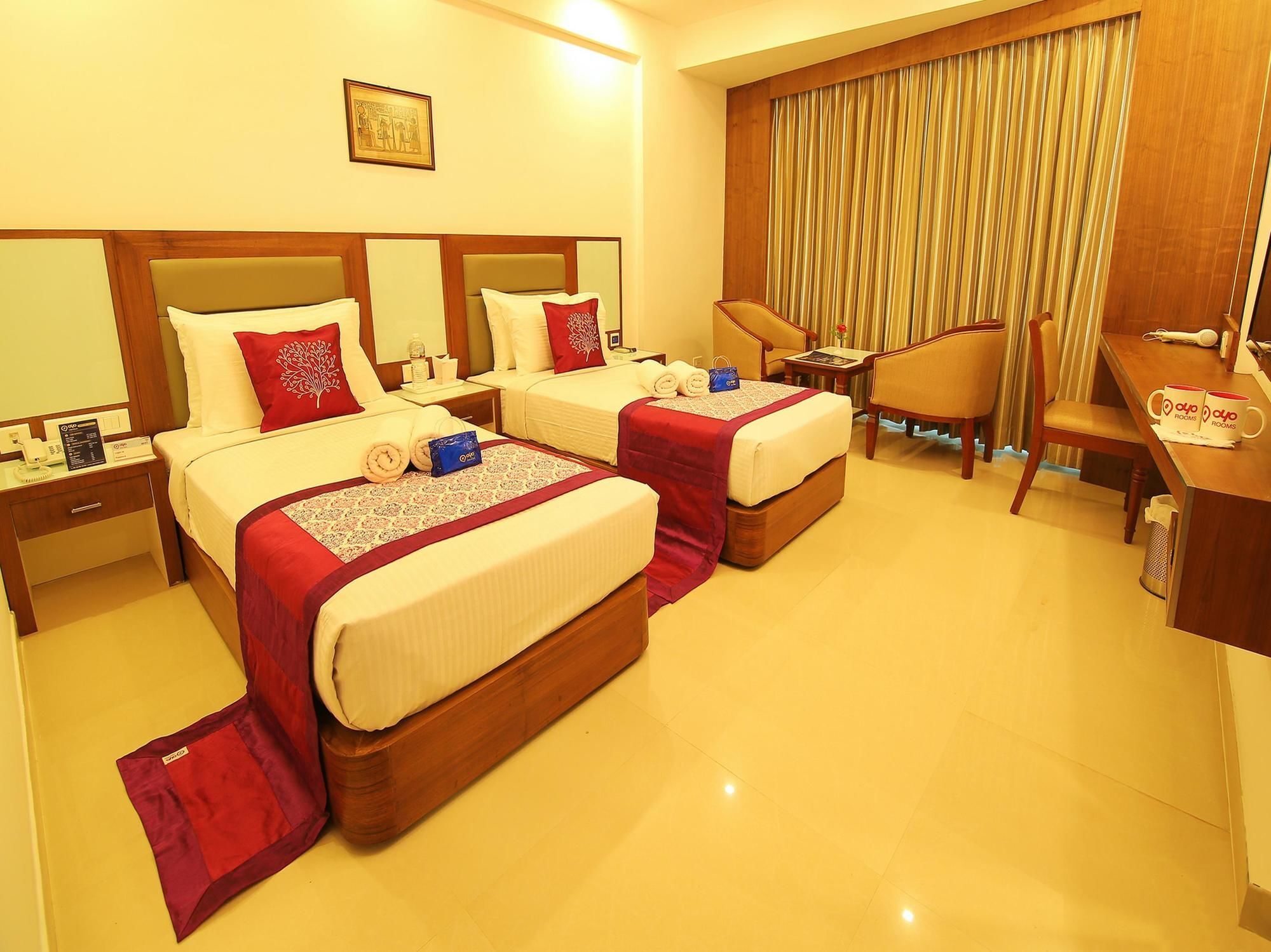 Alappuzha Hotel Arcadia Regency מראה חיצוני תמונה